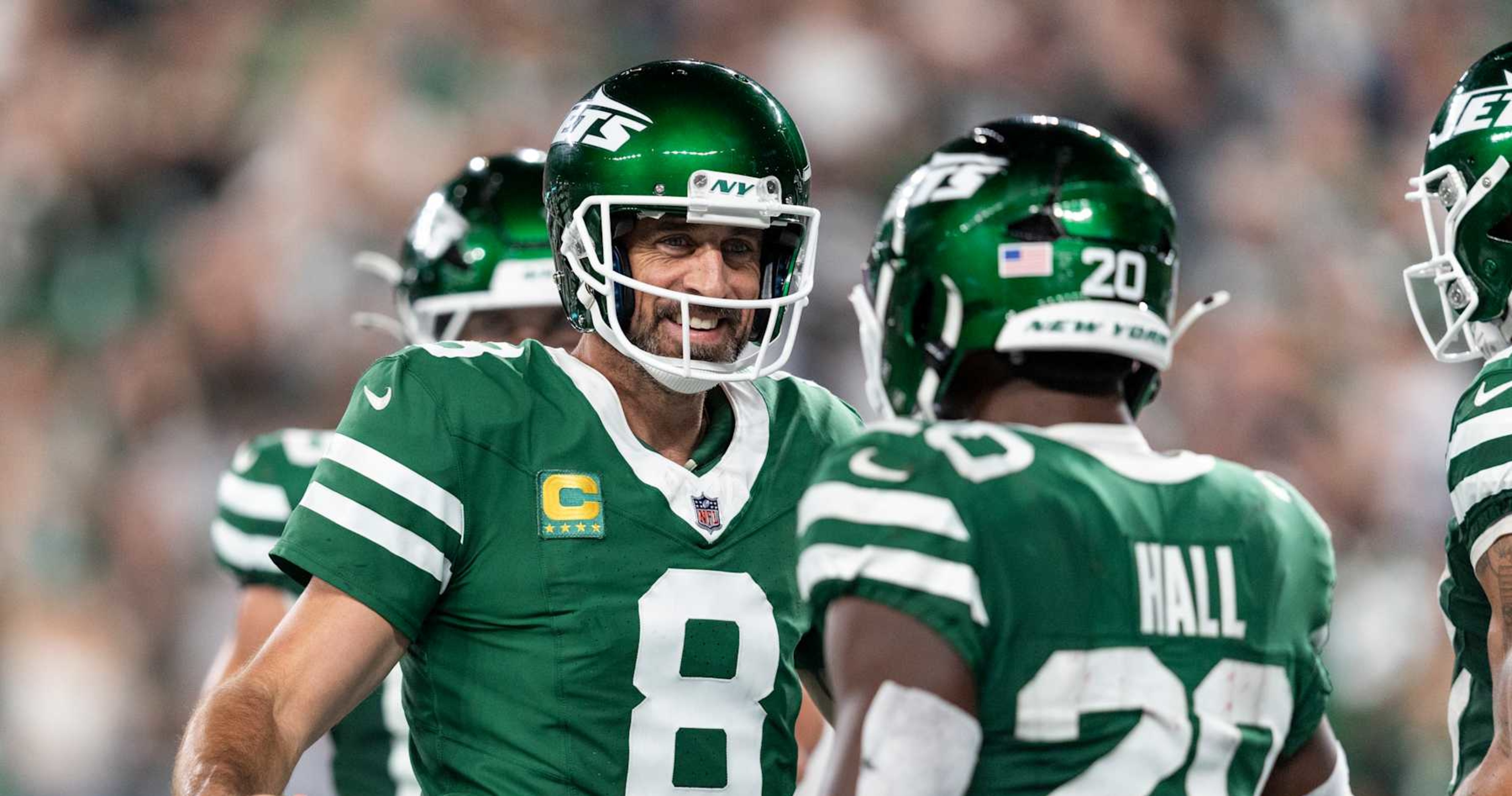 Video Jets Aaron Rodgers Jokes Breece Hall Needs To Cut Down