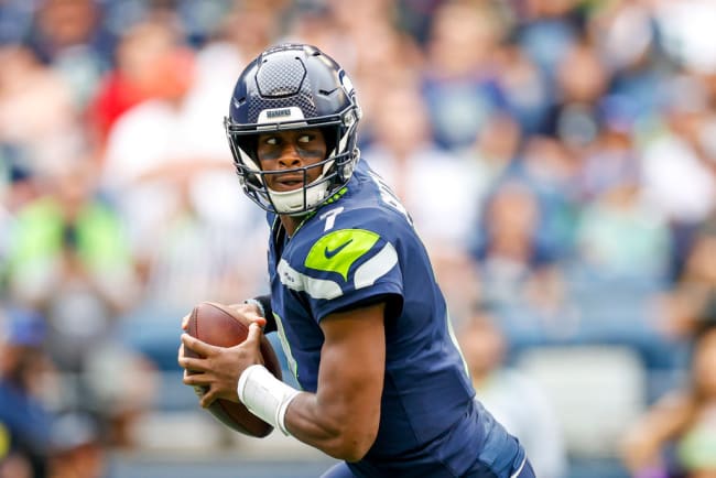 Lock throws 3 picks, Smith named starter after Seahawks' loss