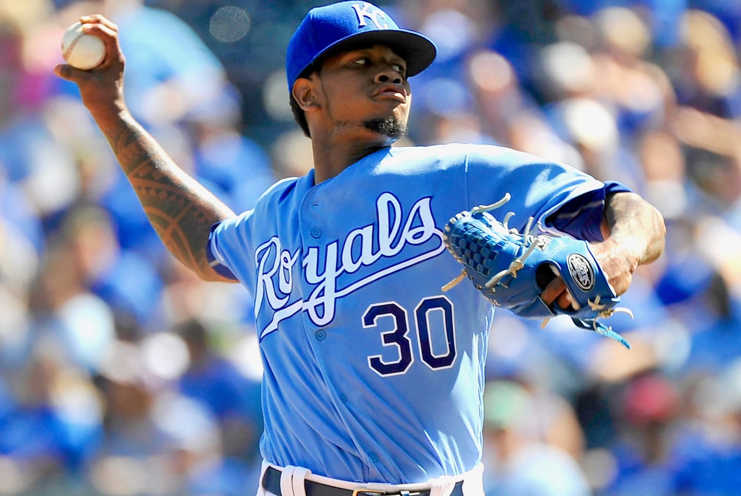 New report says Yordano Ventura died on impact, his family no