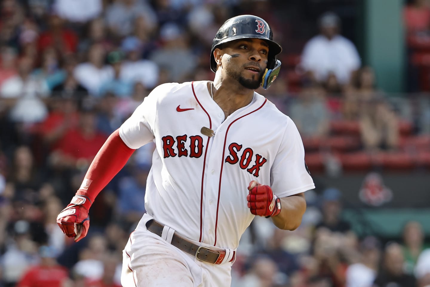 Devers hits grand slam as Red Sox rout Orioles 17-4