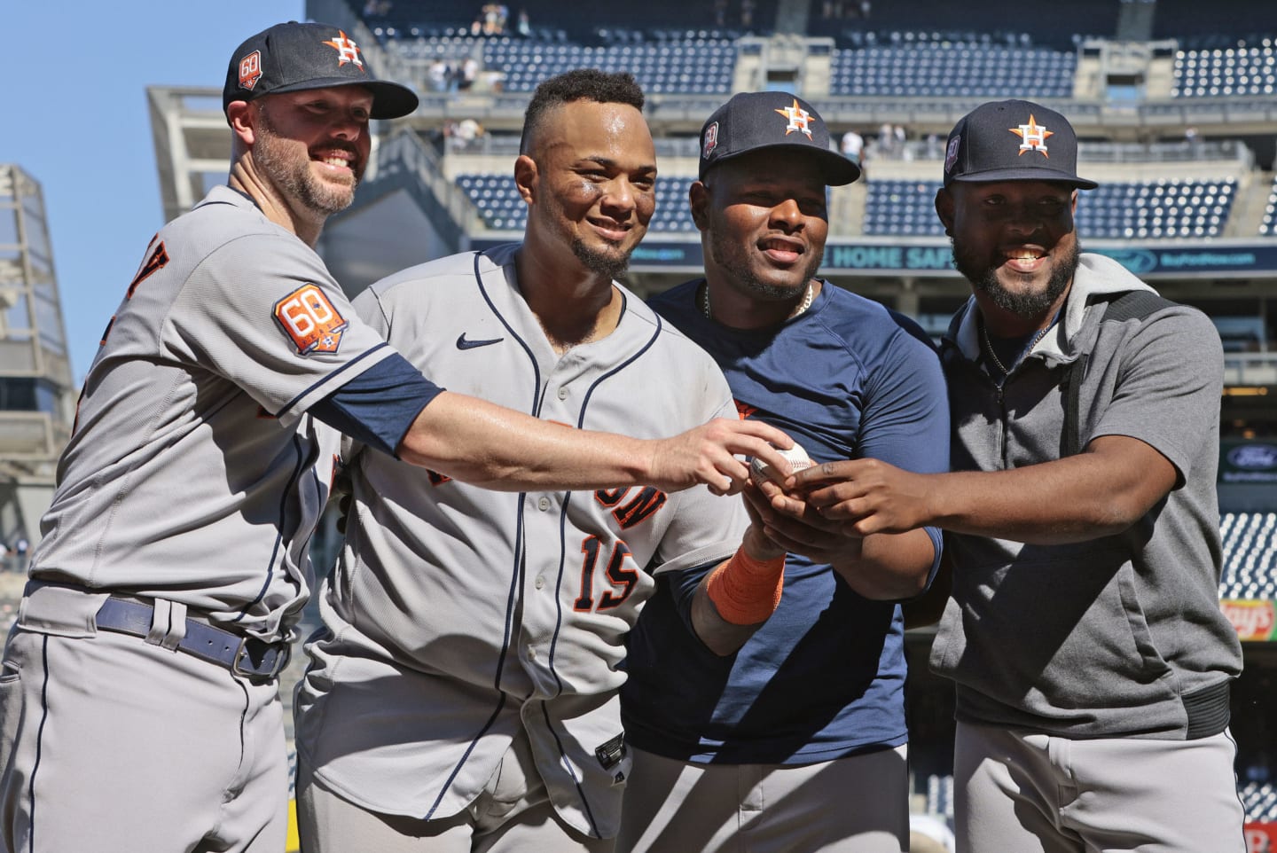 Cristian Javier, Astros romp over Gerrit Cole, Yankees to take 3-0