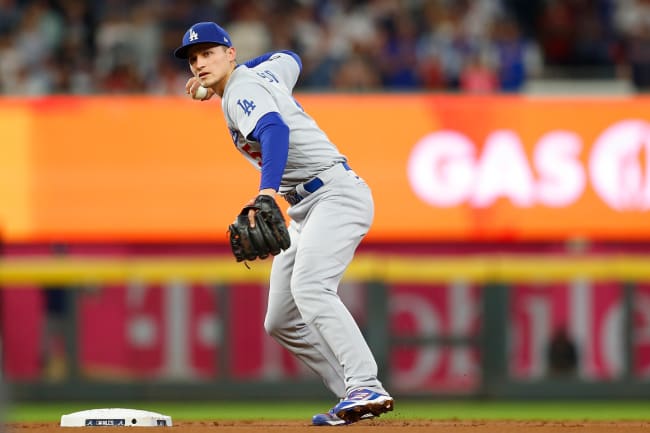 Rangers signing ex-Dodgers SS Corey Seager to 10-year, $325M deal