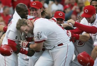 Adam Dunn went to the Oscars, so his teammates redecorated his locker