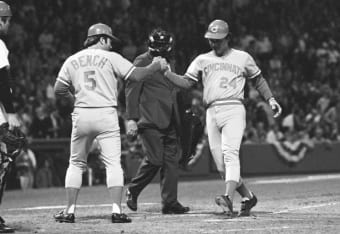 Dan Driessen drills a home run in Game 3 of the 1976 World Series 