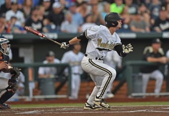 Vanderbilt Baseball on X: Monday Night Baseball. ✓ #VandyBoys