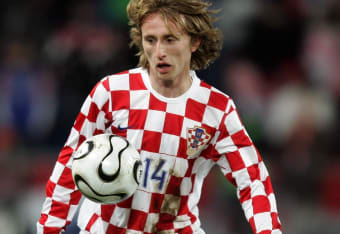 Luka Modric 'will not submit Spurs transfer request' - BBC Sport