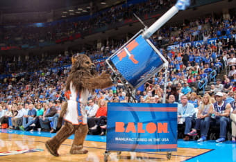 An NBA mascot made the best shot of opening night thanks to lucky bounce