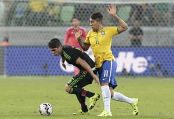 TNT Sports Brasil - QUE JOGO ABSURDO! O Liverpool saiu perdendo por 2 a 0,  mas foi buscar o empate no finalzinho com ajuda do brasileiro Roberto  Firmino! A diferença do líder