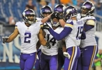 Minnesota Vikings follow first touchdown with curling celebration