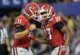 QB Jacob Eason out for Notre Dame with sprained knee ligament, won't need  surgery