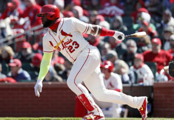 Rhys Hoskins lets Francisco Lindor know his helmet is missing something :  r/baseball