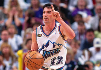 Stockton, Malone join Jordan on NBA's all-decade 90s team