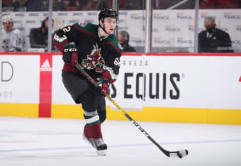 NHL jersey power rankings: Arizona Coyotes' primary jersey ranked low?