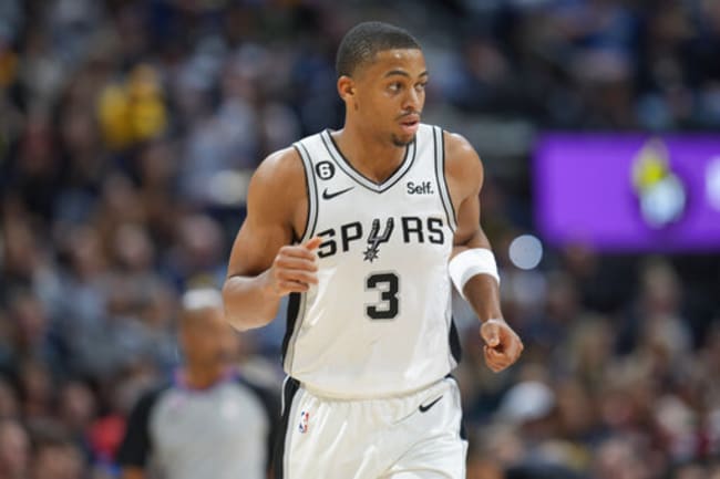 Keldon Johnson and the starting five dominate the Rockets in blowout win -  Pounding The Rock