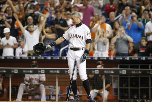 Ichiro Suzuki: Breaking News, Rumors & Highlights