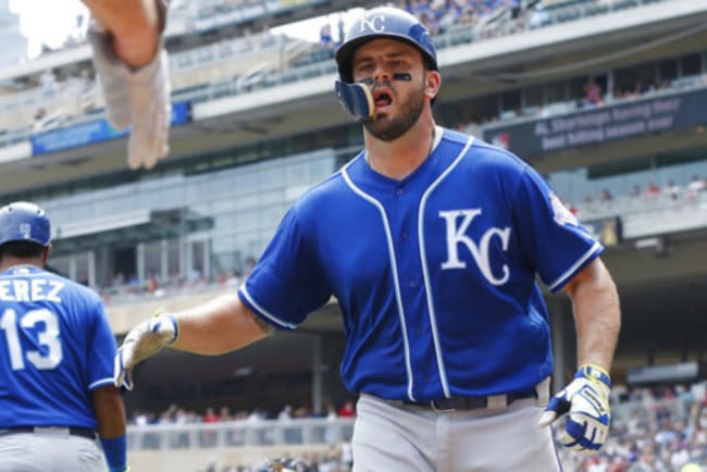 Reds Designate Mike Moustakas, Sign Curt Casali - MLB Trade Rumors