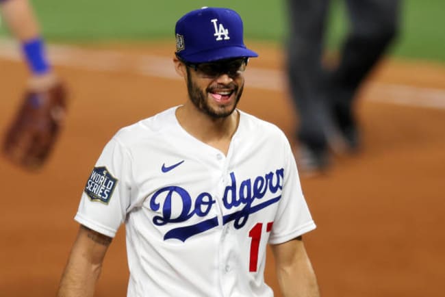 First photo of Joe Kelly in a Dodgers uniform : r/Dodgers