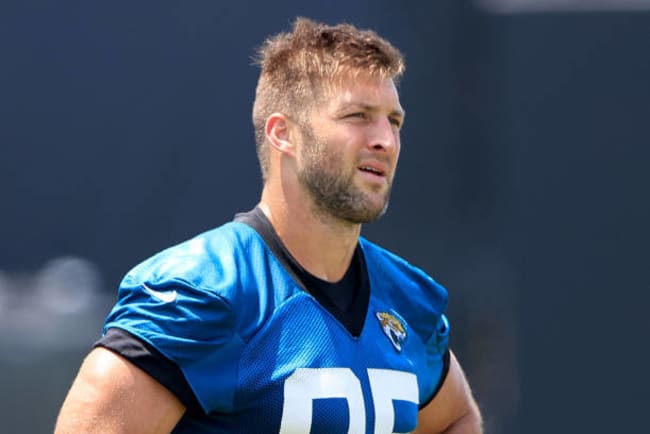 Jaguars signed TE Tim Tebow for one-year, minimum $920K deal