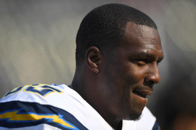 Chargers TE Antonio Gates officially retires after 16 seasons