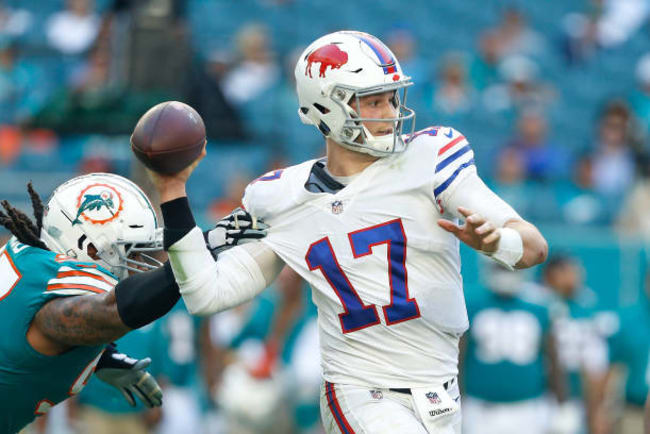 Dolphins beat Bills 21-17