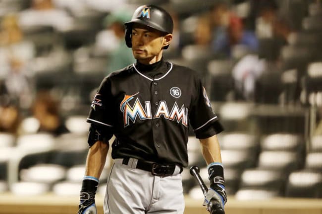Sports world says congrats to Ichiro after 3,000th MLB hit