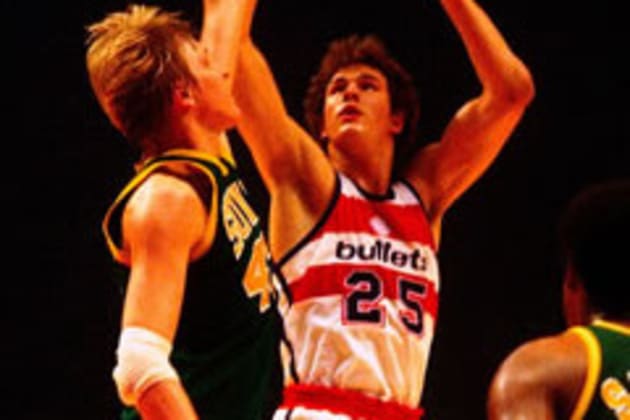1979-81 Mitch Kupchak Game Worn Washington Bullets Jersey. , Lot #82282