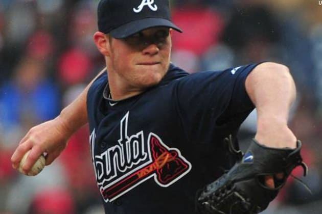 Craig Kimbrel pitches some goodwill for Braves during caravan stop