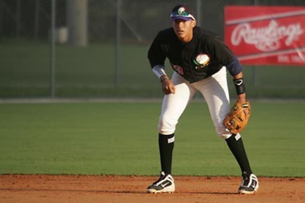 Cannonball coming! The arm that makes Carlos Correa a special shortstop