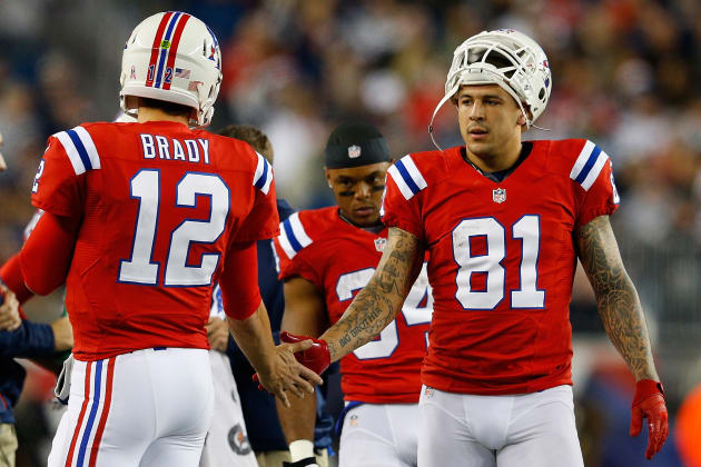 Aaron Hernandez: Fantasy Owners Must Remain Wary of Patriots TE This Week, News, Scores, Highlights, Stats, and Rumors