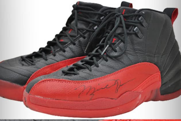 black and red michael jordan shoes