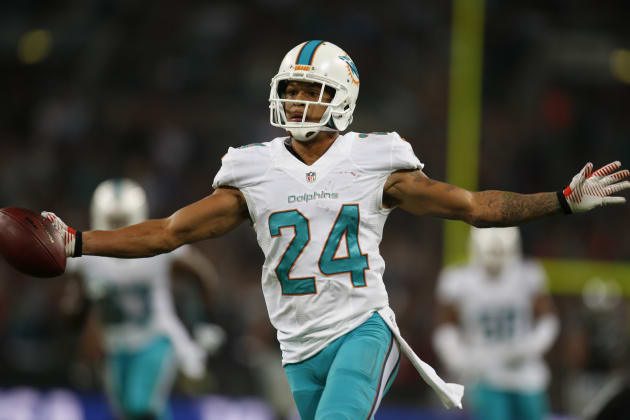 Cortland Finnegan Signs with Carolina Panthers News Scores