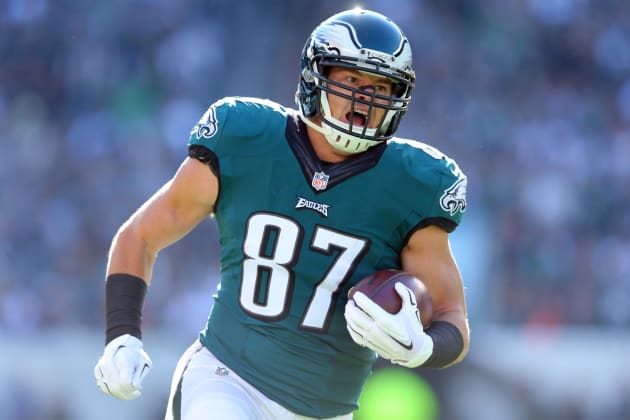 Brent Celek, Eagles Reportedly Agree on New Contract: Latest