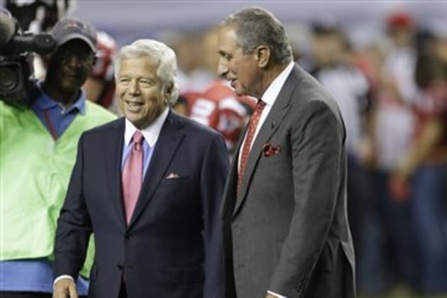 Falcons' Arthur Blank was miffed Patriots' Robert Kraft made Super