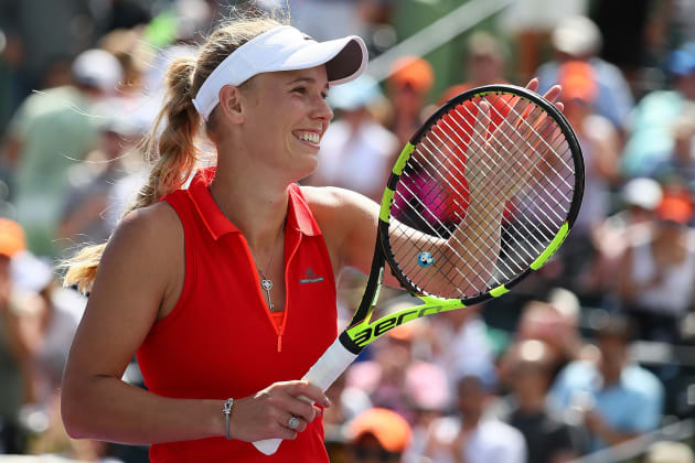 Miami Masters 2017 Results: Caroline Wozniacki Comes Behind to Advance | Bleacher Report | Latest News, Videos and Highlights