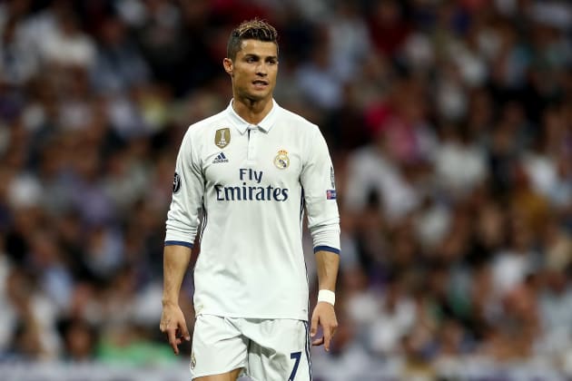 Ronaldo 400 jersey on sale