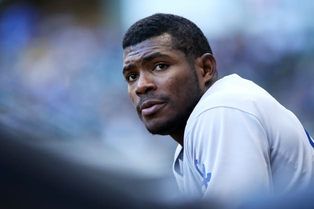 Yasiel Puig displays mature response to reporter's apology