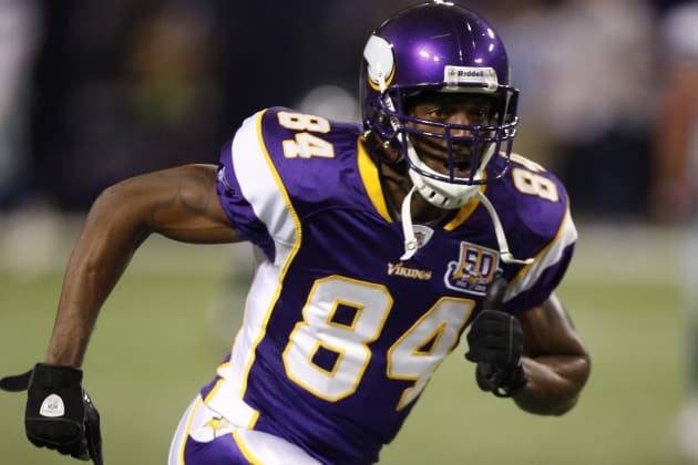 Vikings to induct Randy Moss, Ahmad Rashad into ring of honor