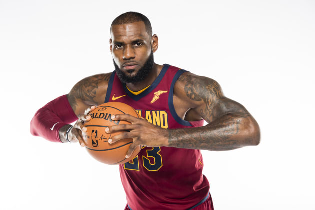 Lebron james hotsell slides 2018