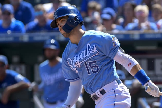 Royals agree on a four-year deal with Whit Merrifield - Royals Review