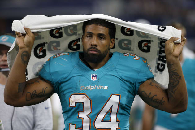 Arian Foster Discusses Colin Kaepernick Donald Trump Racism with