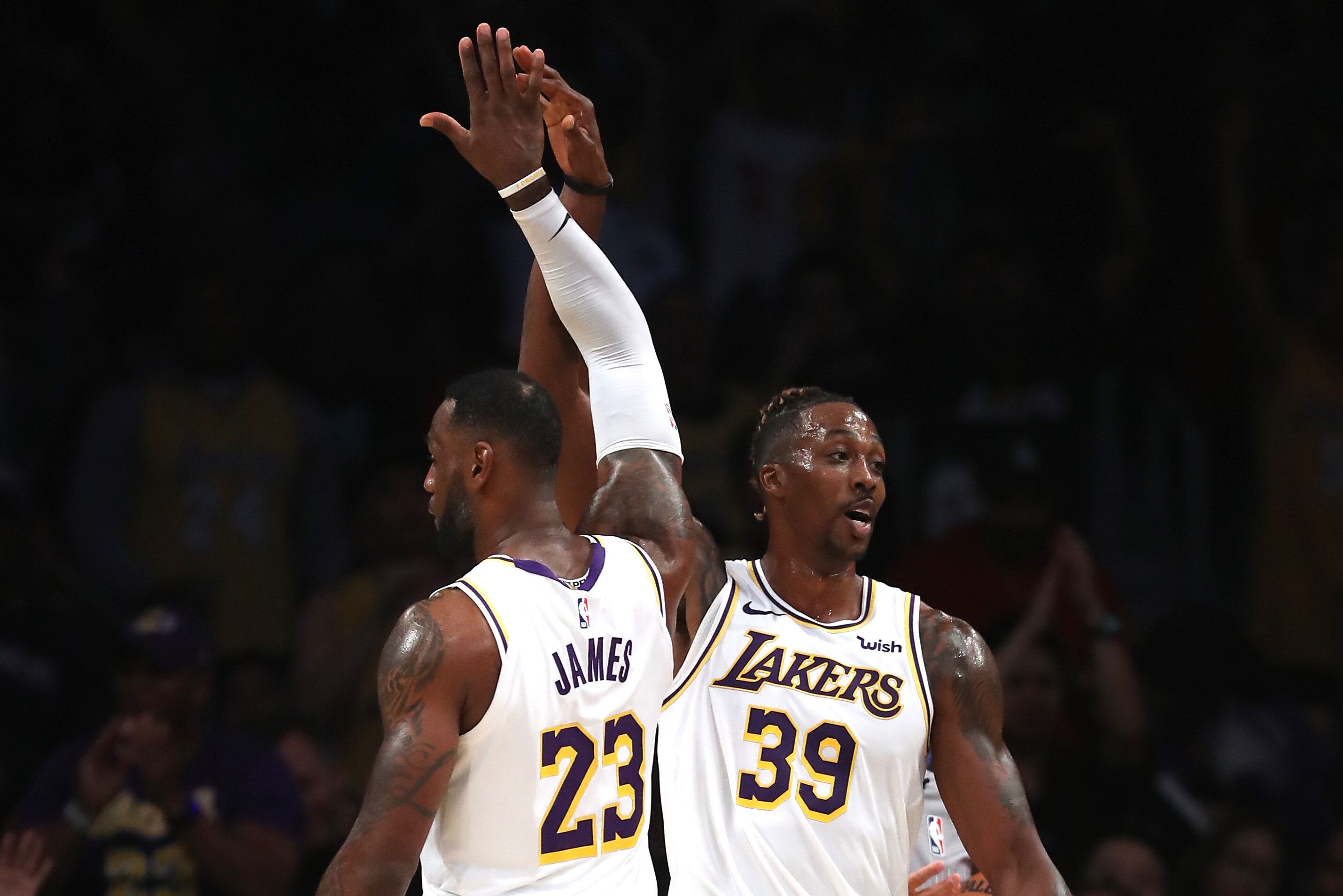 Dwight Howard S Superstar Days Are Over But He S Superman To Lebron Lakers Bleacher Report Latest News Videos And Highlights