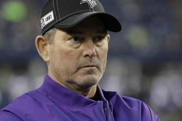 It's Time for Mike Zimmer to Bench Rhodes - Daily Norseman