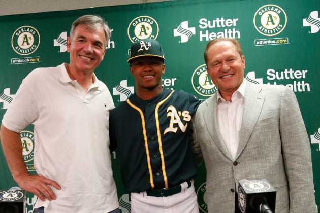 A's Billy Beane dodges Kyler Murray questions in light-hearted vein