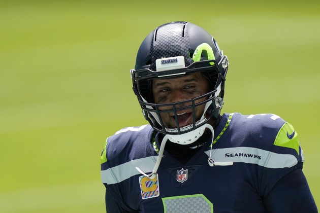 Russell Wilson brilliant when everything went silent versus Dolphins