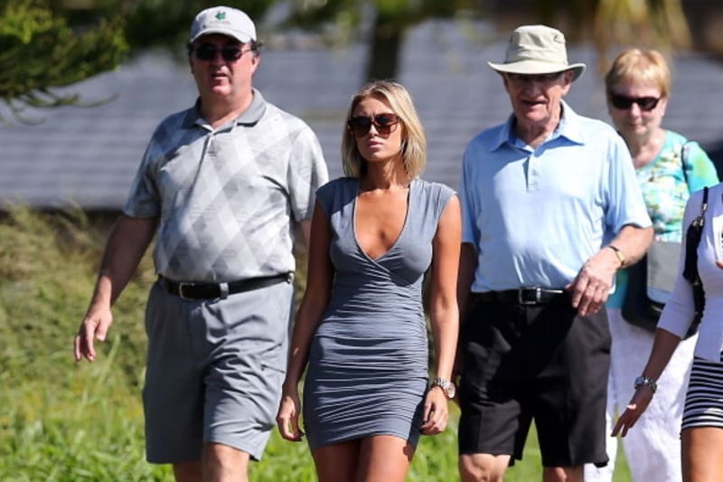Golf Digest S Paulina Gretzky Cover Sparks Controversy Bleacher Report Latest News Videos And Highlights