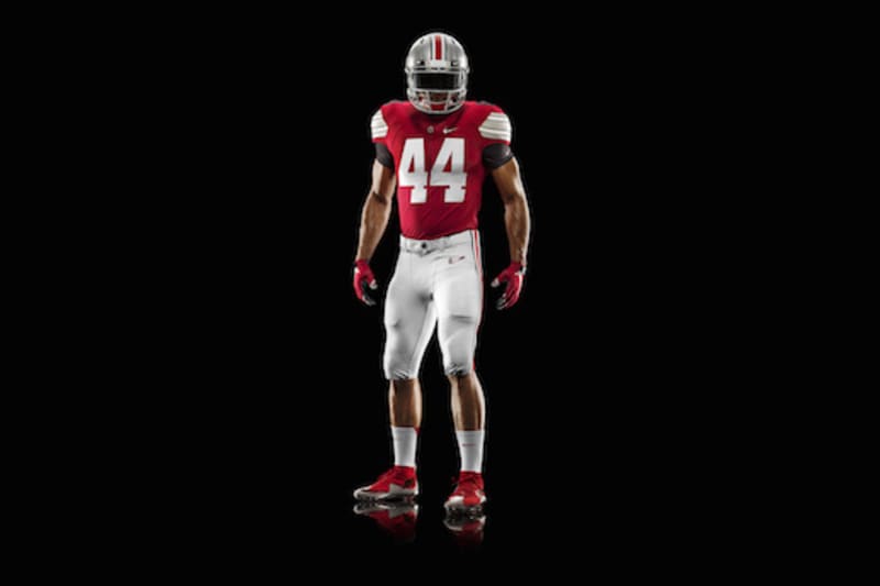 Nike Unveils Uniforms For Oregon And Ohio State For 2015 Championship Game Bleacher Report Latest News Videos And Highlights