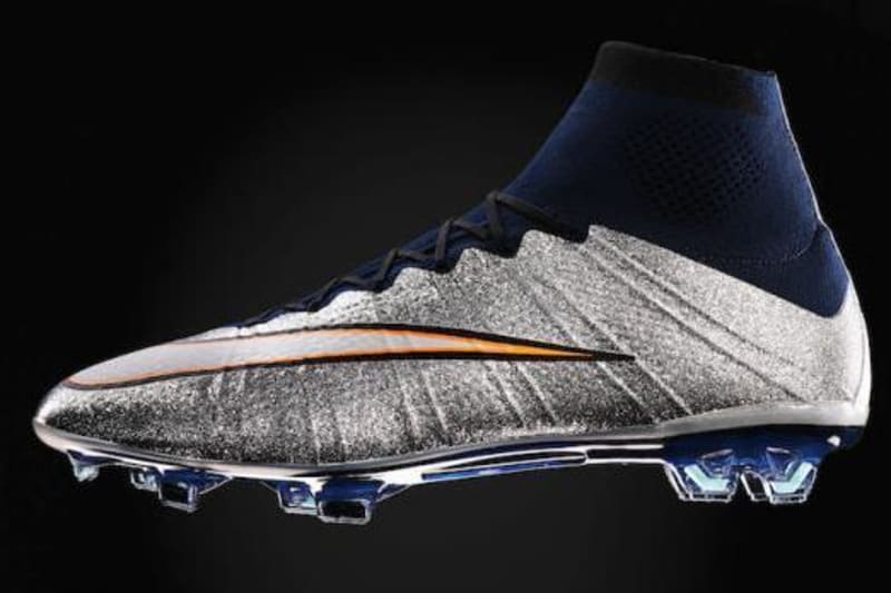 Cristiano Ronaldo's Nike Boots for El 