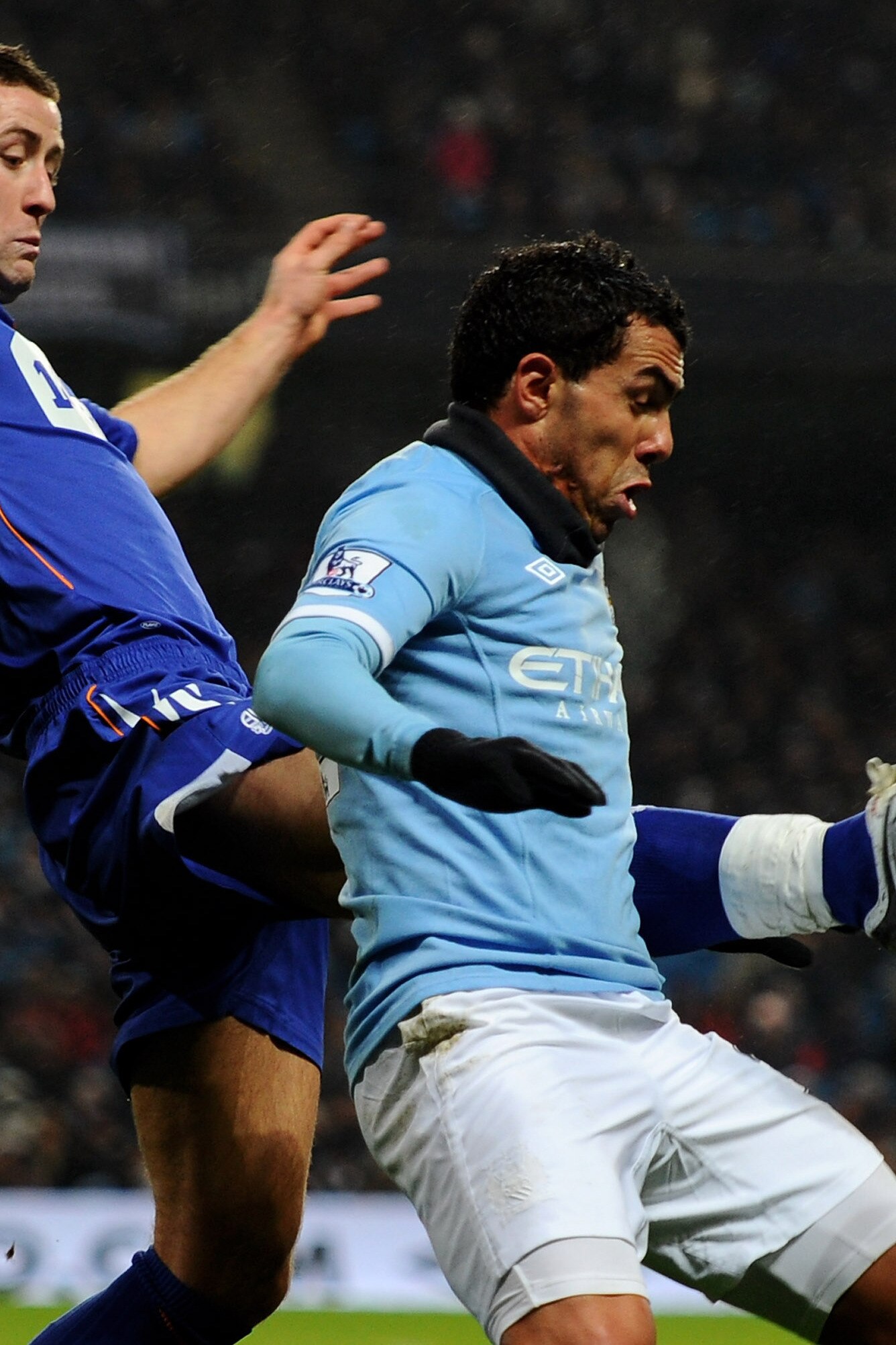 Epl Transfer Rumors Gary Cahill To Chelsea Tevez To Inter And Dzeko To Bayern Bleacher Report Latest News Videos And Highlights