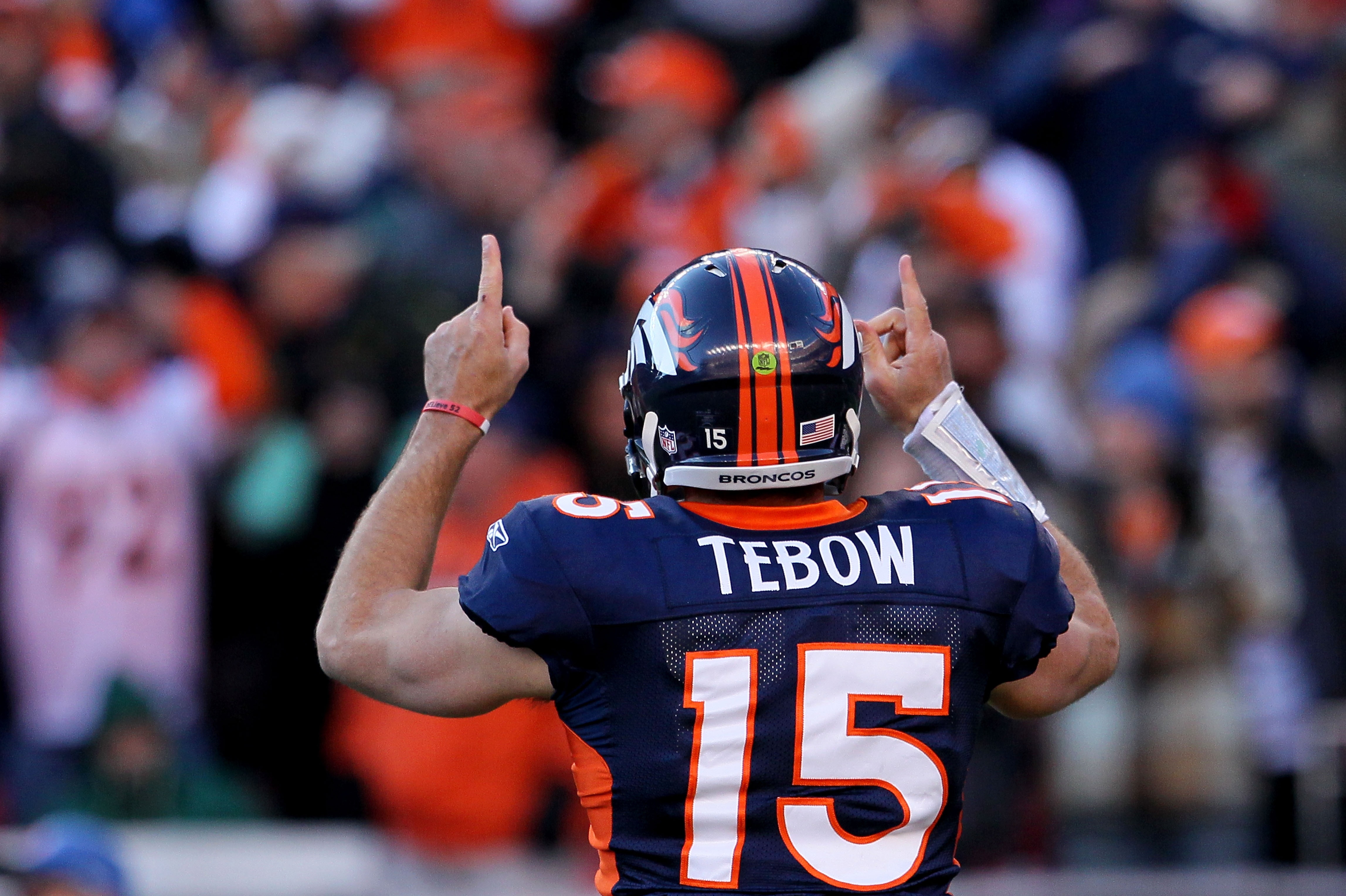 Tim Tebow And His Miracle Men The Denver Broncos 2011 Magical Season Bleacher Report Latest News Videos And Highlights