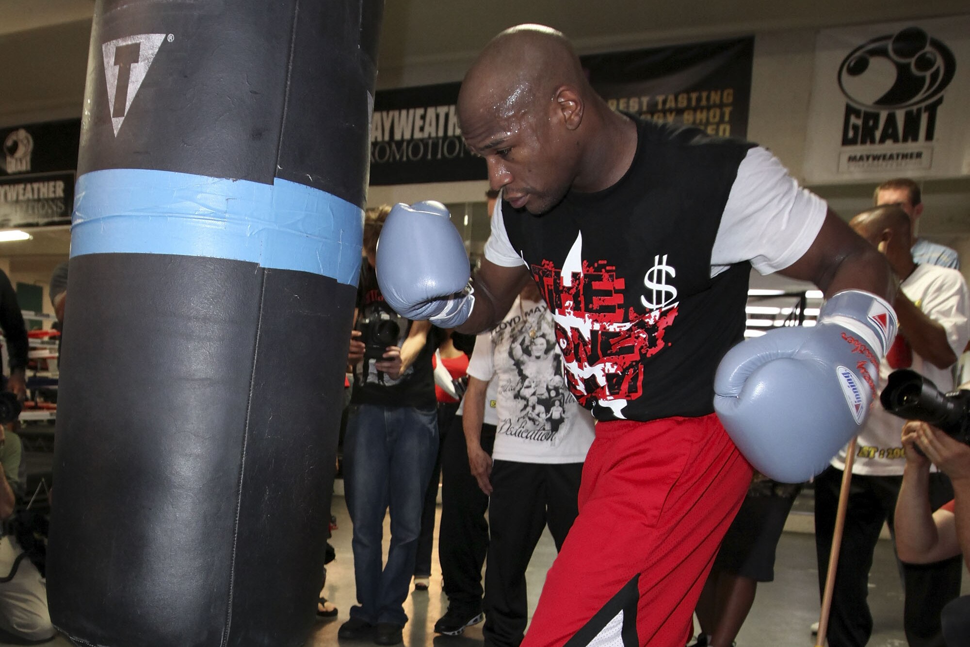 Pacquiao Vs Mayweather Money May Says Risking Health Is Not Worth It Bleacher Report Latest News Videos And Highlights Is floyd money mayweather truly afraid of manny pacquiao? pacquiao vs mayweather money may says